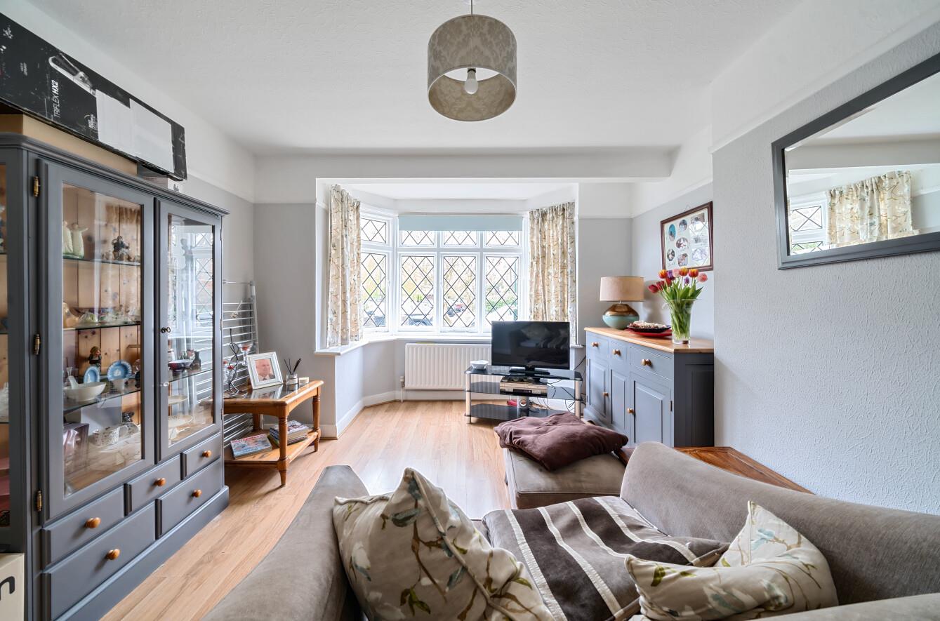 Latchmere Lane, Kingston Upon Thames Gibson Lane